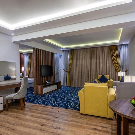 The Palace Hotel Suites Khamis Mushait Luaran gambar